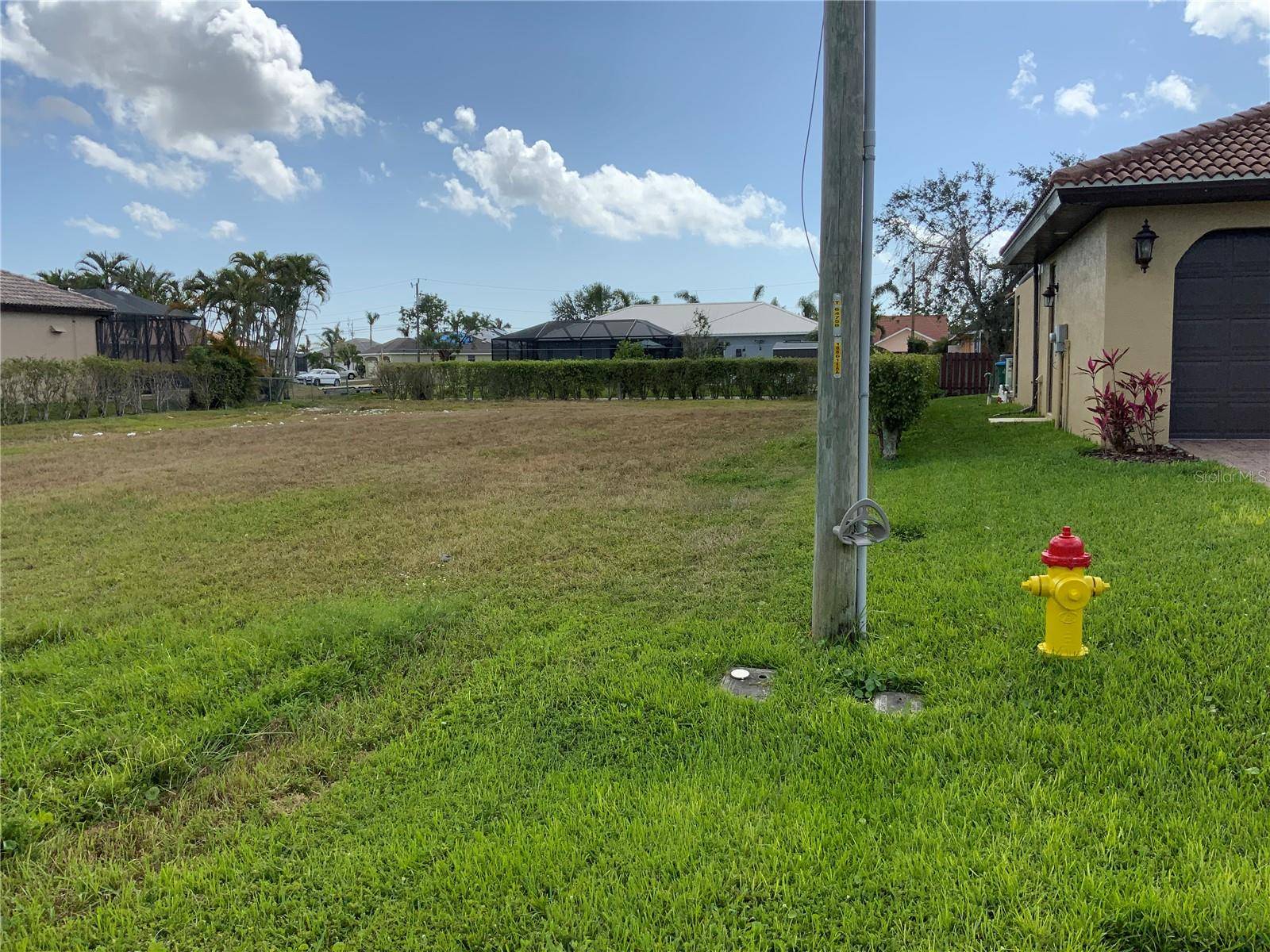 2510 MIRACLE Pkwy, Cape Coral, FL 33914