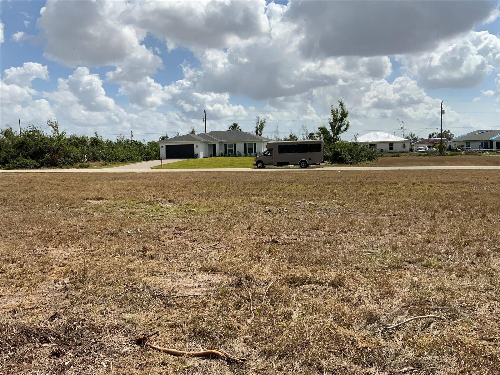 323 NE 31ST ST, Cape Coral, FL 33909