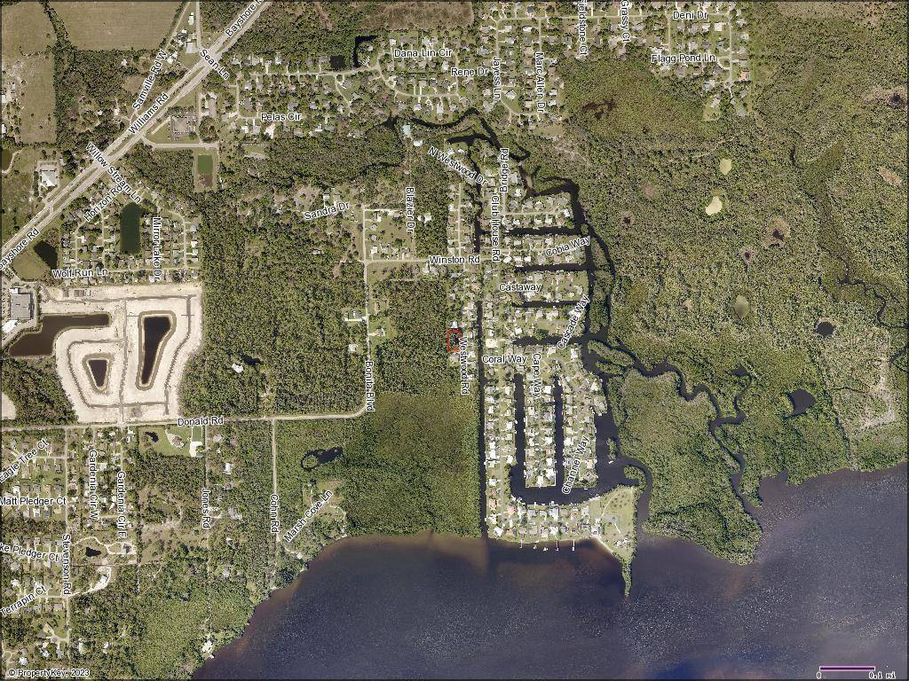 2271 WESTWOOD RD, North Fort Myers, FL 33917