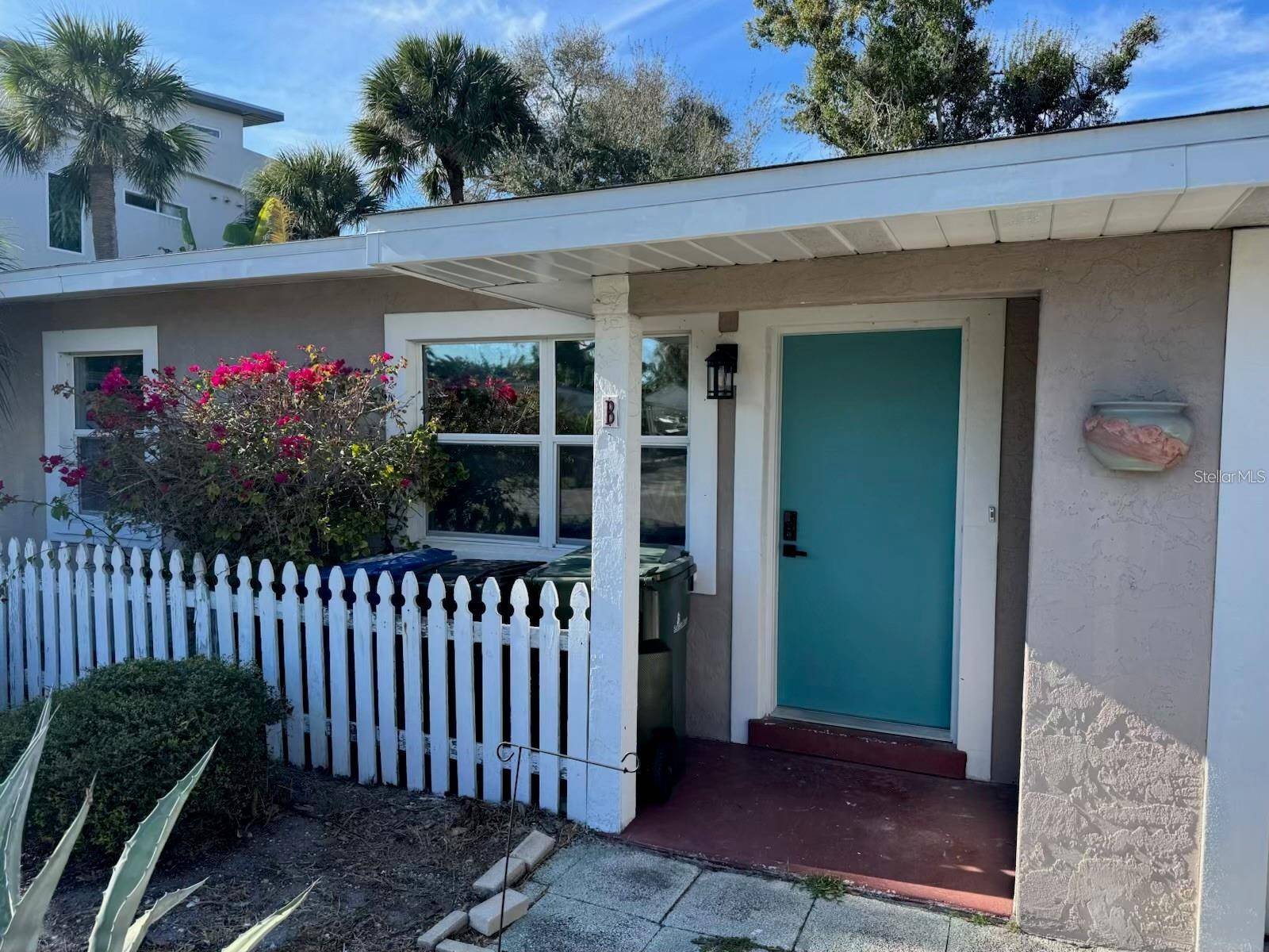 104 POCONO TRL W #b, Nokomis, FL 34275