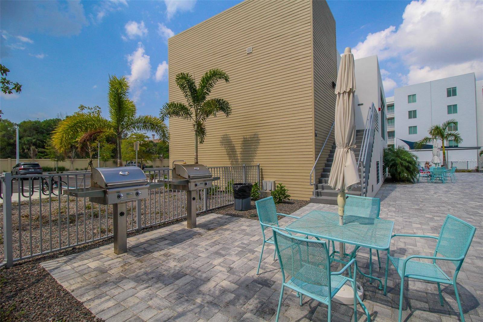 1703 N TAMIAMI TRL #B406, Sarasota, FL 34234