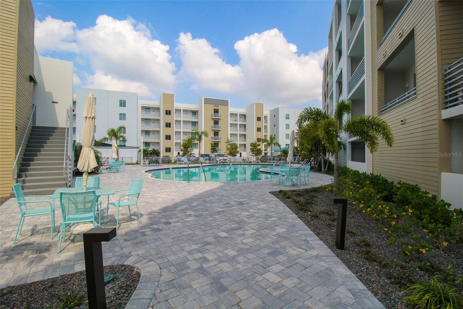 1703 N TAMIAMI TRL #B406, Sarasota, FL 34234