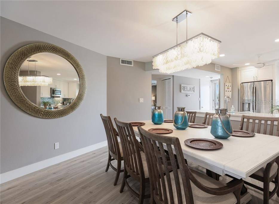 2110 BENJAMIN FRANKLIN DR #503SEA, Sarasota, FL 34236