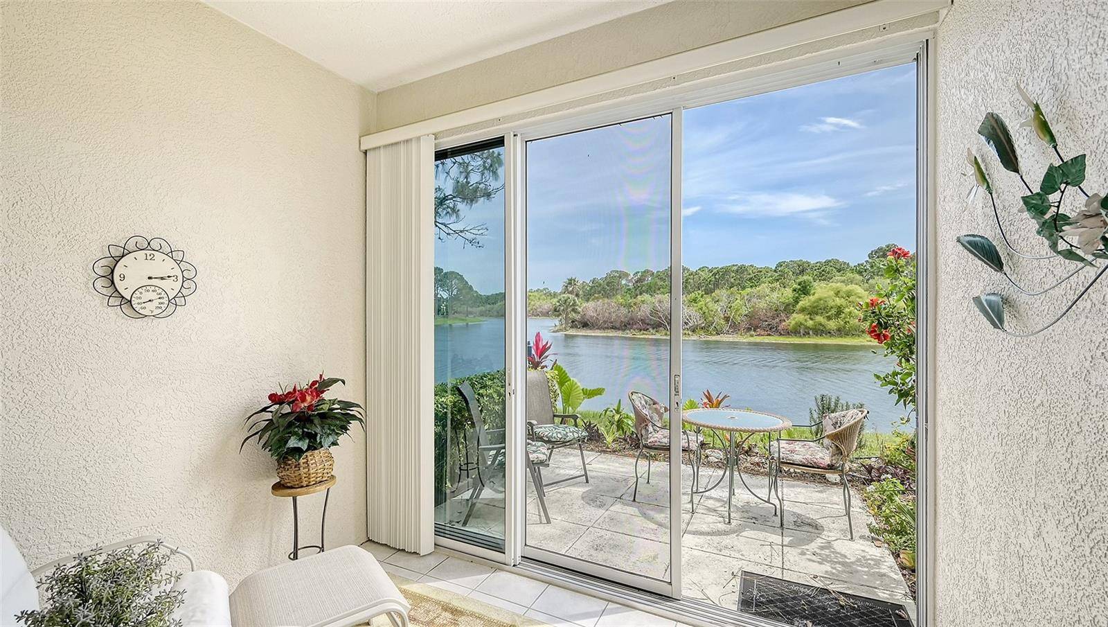 8350 WINGATE DR #913, Sarasota, FL 34238