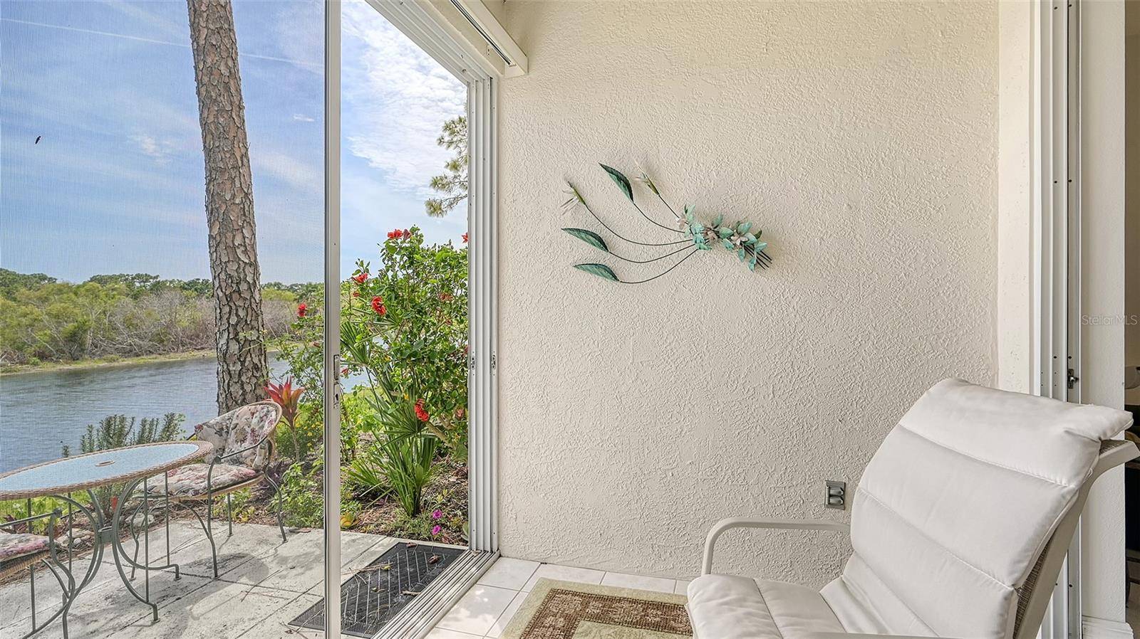 8350 WINGATE DR #913, Sarasota, FL 34238