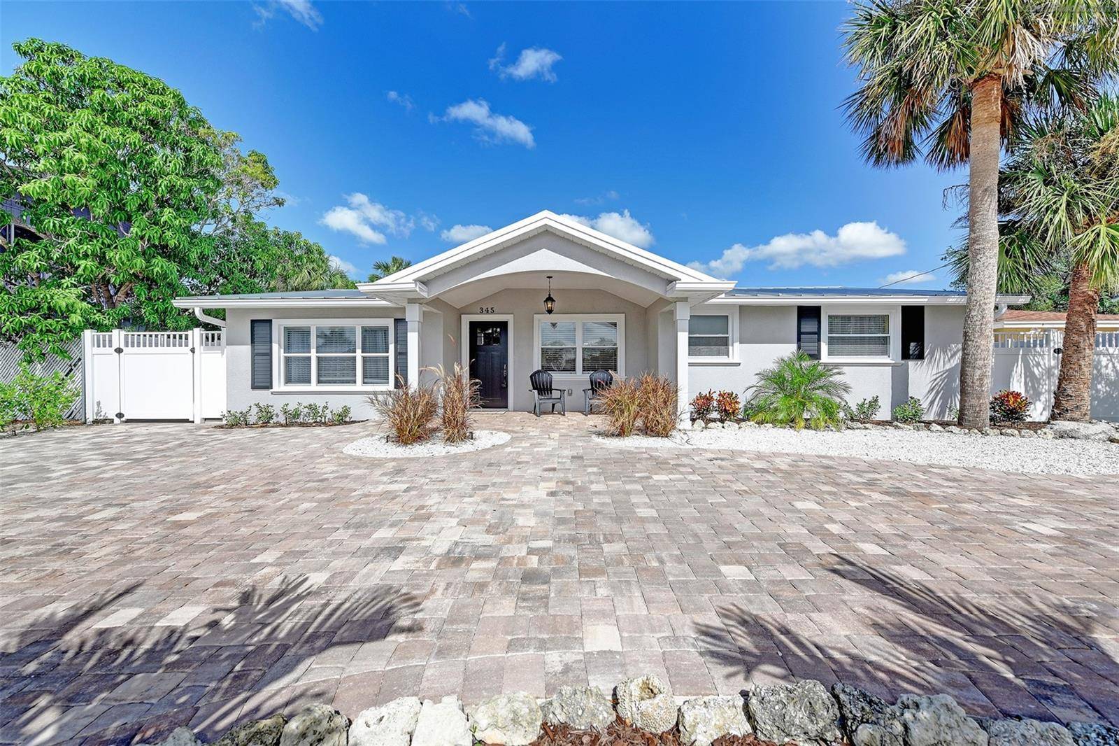 345 AVENIDA LEONA, Sarasota, FL 34242