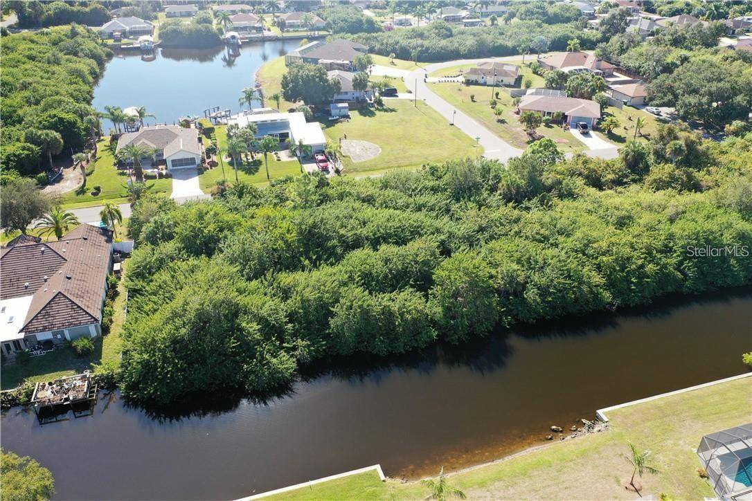 17404 PHEASANT CIR, Port Charlotte, FL 33948