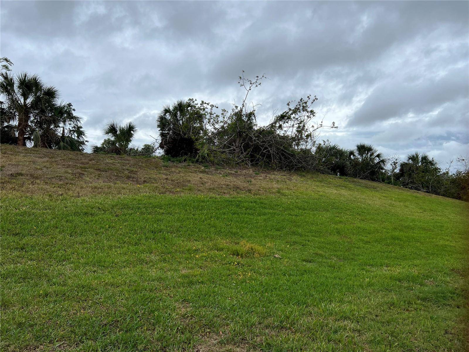 WOODBRIDGE DR, Venice, FL 34293