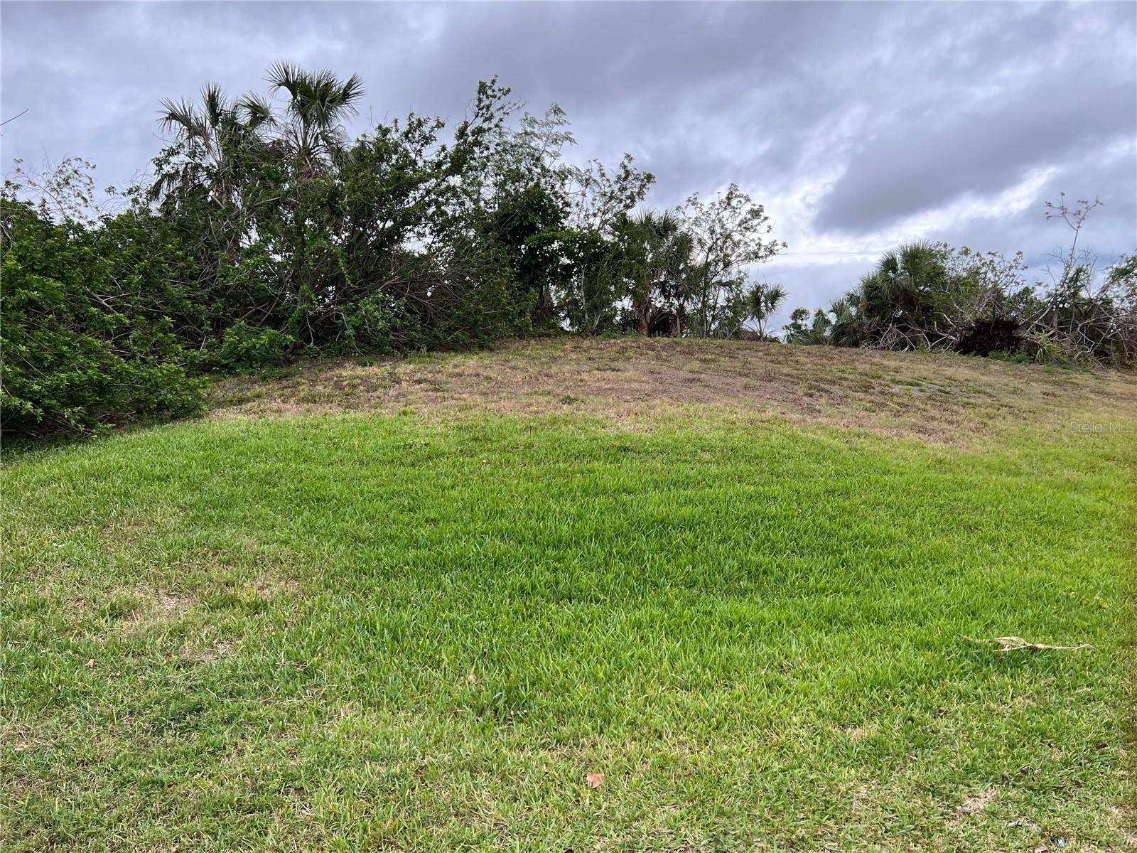 WOODBRIDGE DR, Venice, FL 34293