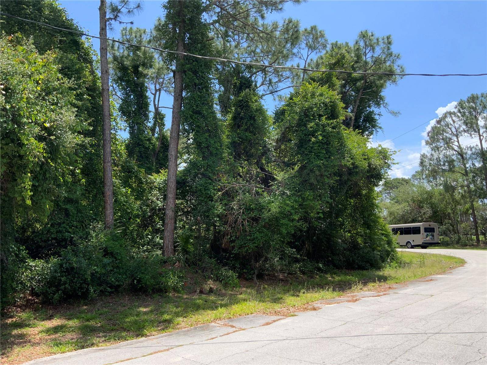 2690 KINGSDALE DR, Deltona, FL 32738