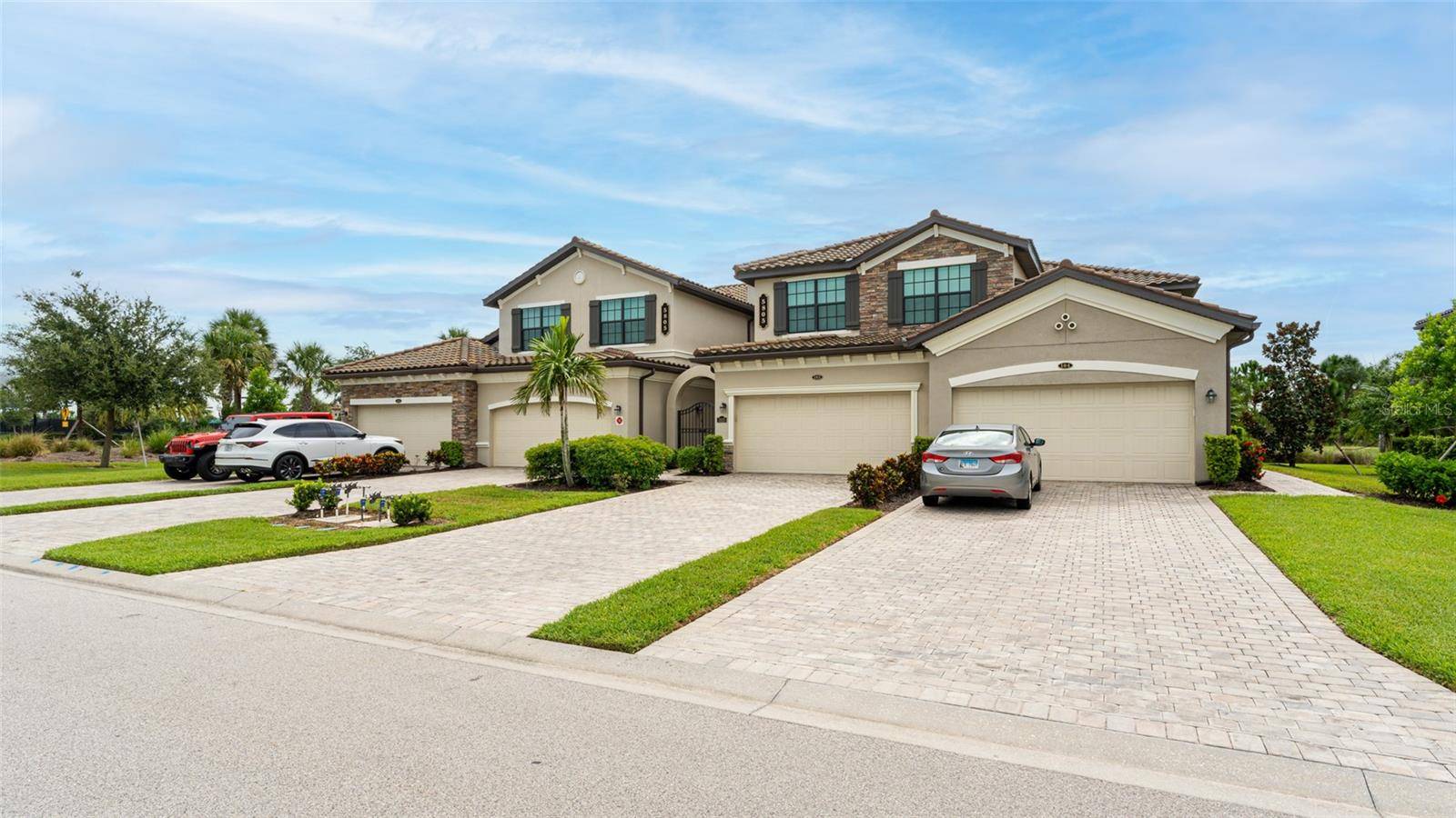 5805 WAKE FOREST RUN #103, Lakewood Ranch, FL 34211