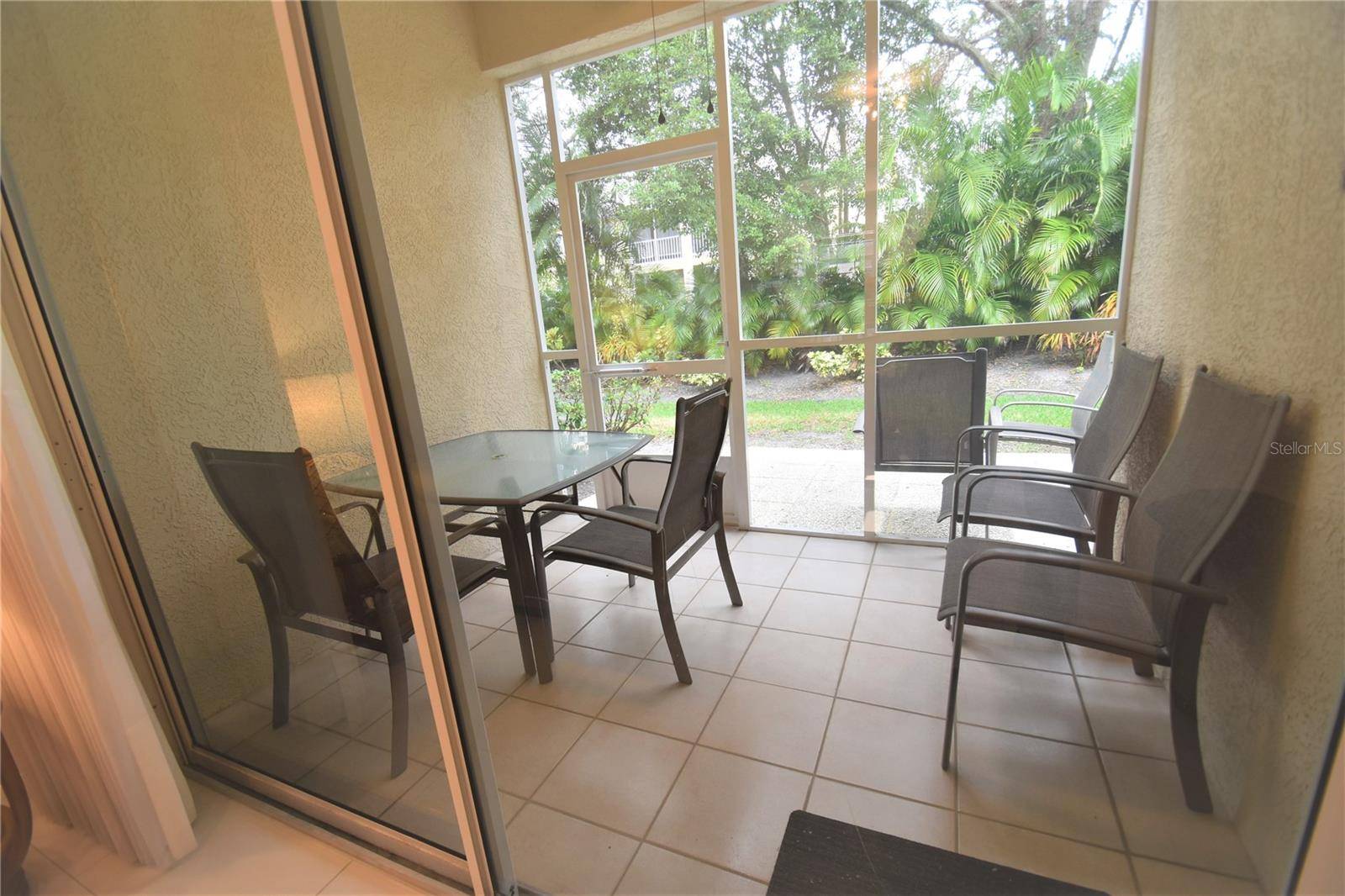 4235 CASTLEBRIDGE LN #1216, Sarasota, FL 34238