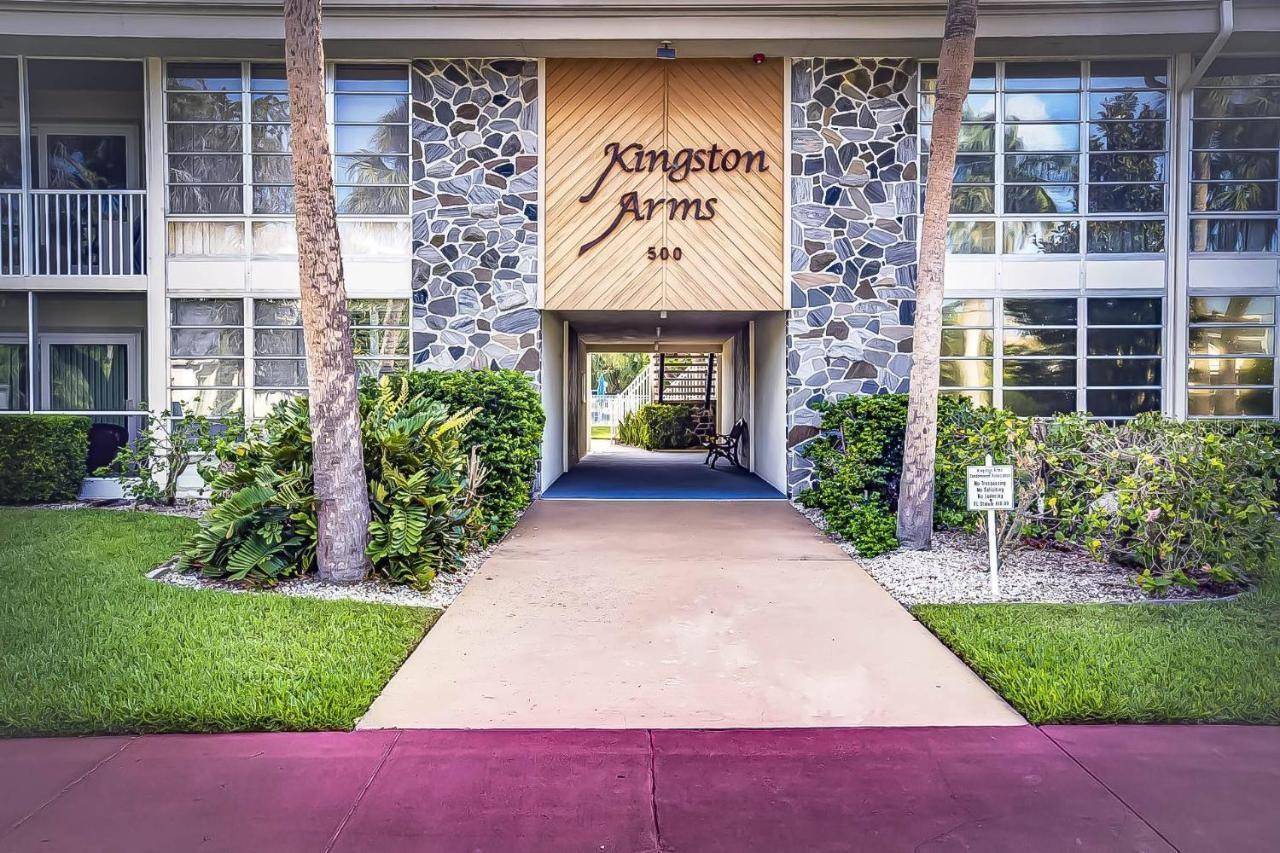 500 S WASHINGTON DR #24B, Sarasota, FL 34236