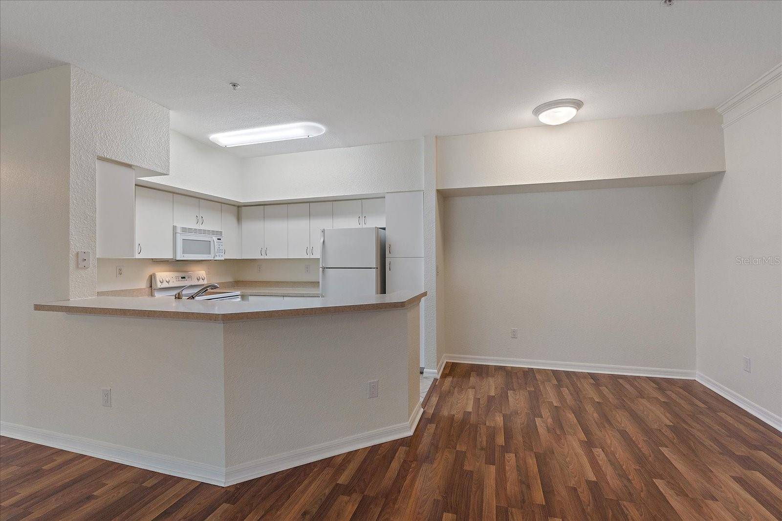4174 CENTRAL SARASOTA Pkwy #211, Sarasota, FL 34238