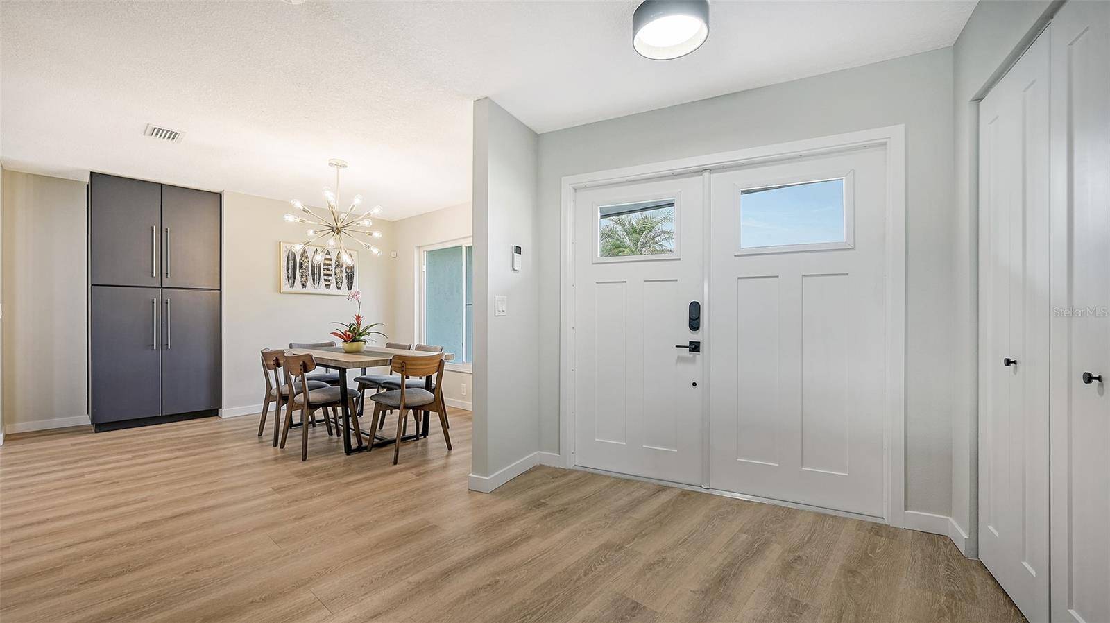3924 HELENE ST, Sarasota, FL 34233