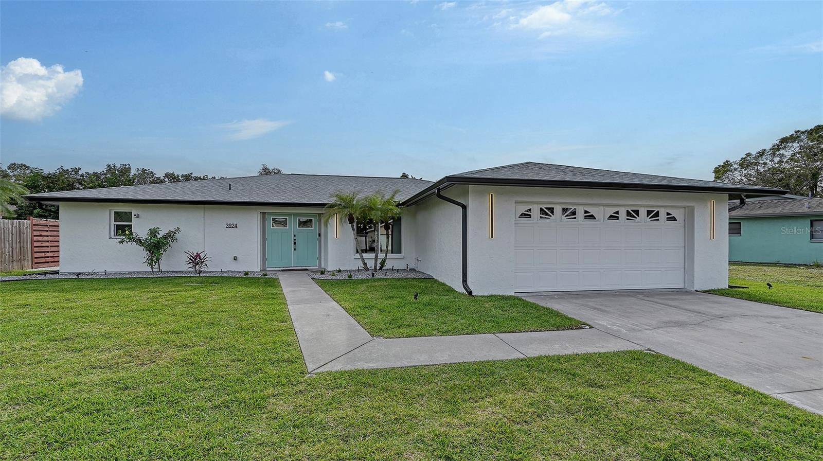 3924 HELENE ST, Sarasota, FL 34233