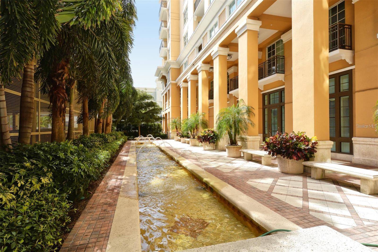 750 N TAMIAMI TRL #916, Sarasota, FL 34236