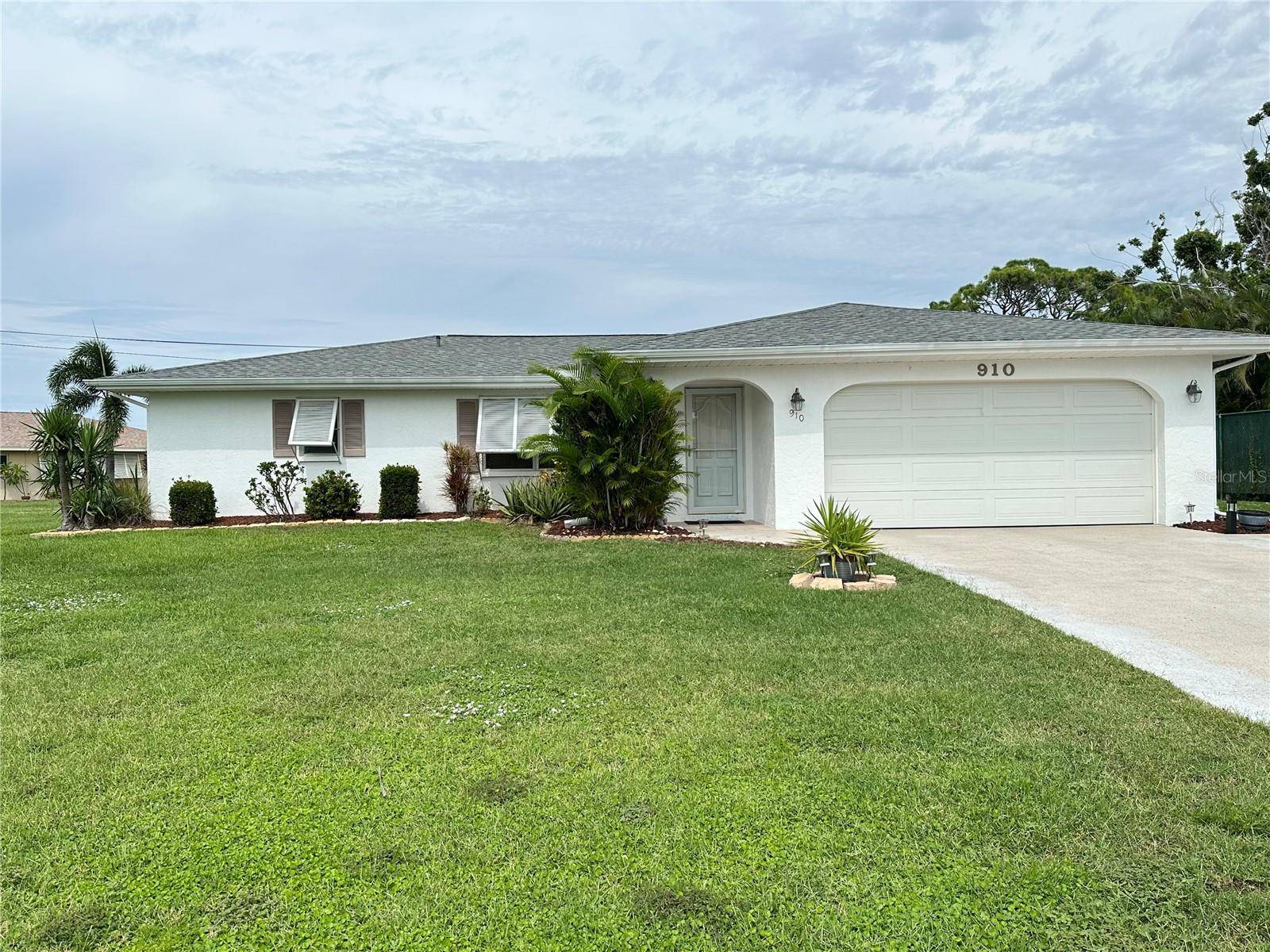 910 CAPLES ST, Englewood, FL 34223