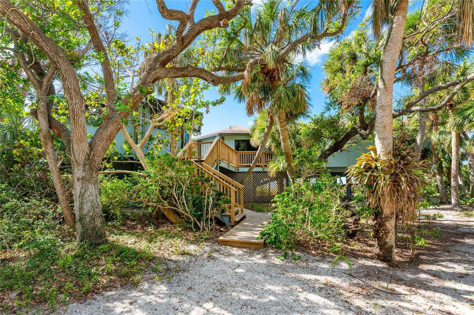 6580 MANASOTA KEY RD, Englewood, FL 34223
