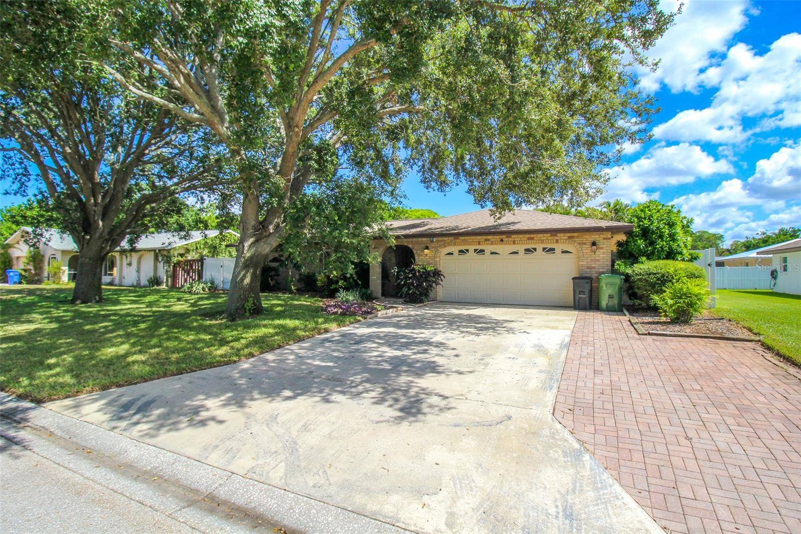 2807 67TH ST W, Bradenton, FL 34209