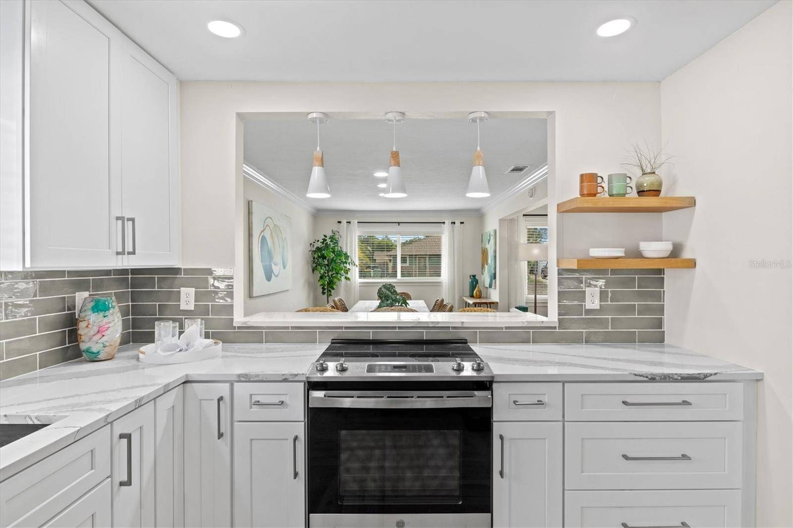 2641 MARTIN ST, Sarasota, FL 34237