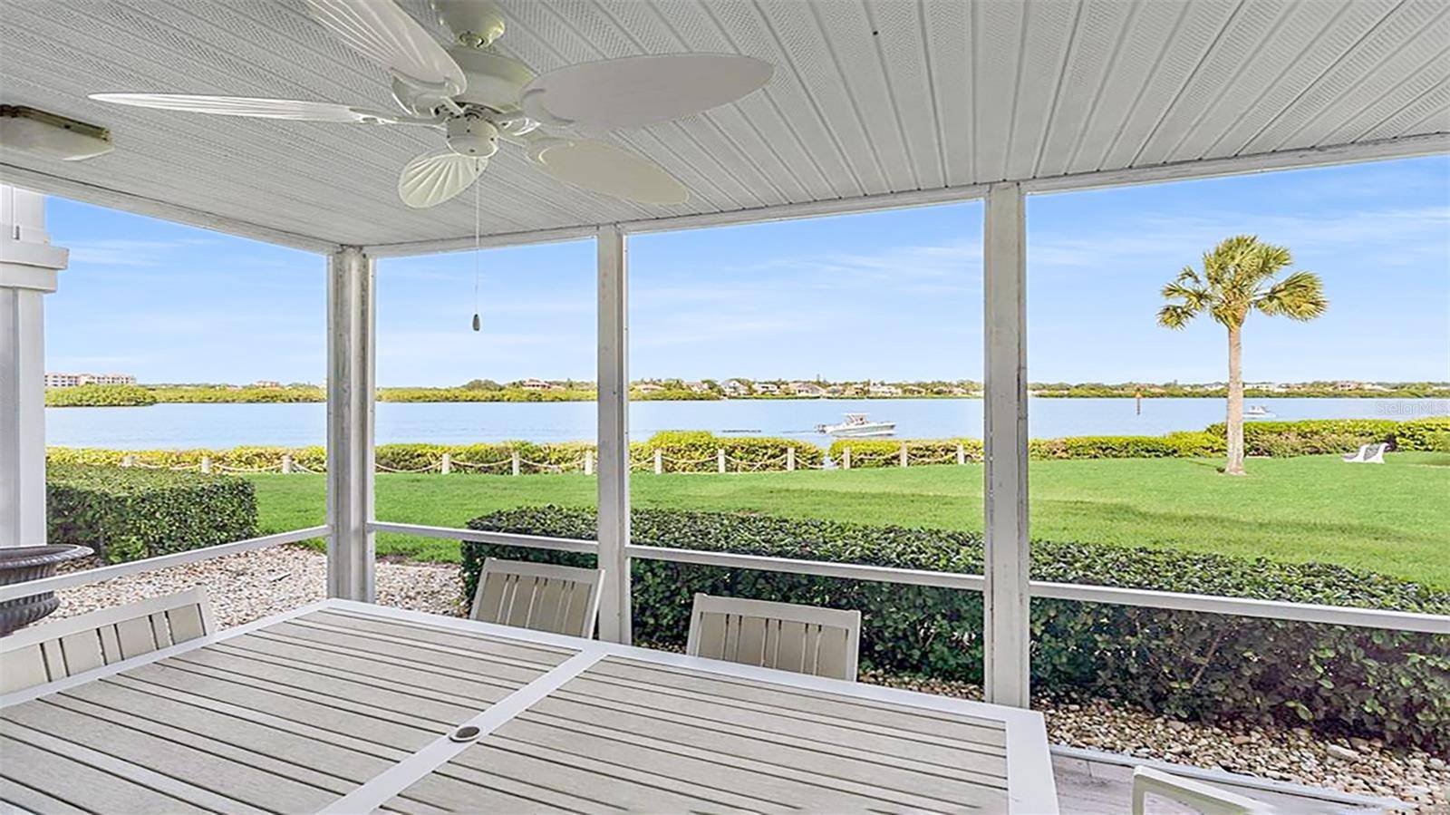 1360 SIESTA BAYSIDE DR #1360-D, Sarasota, FL 34242