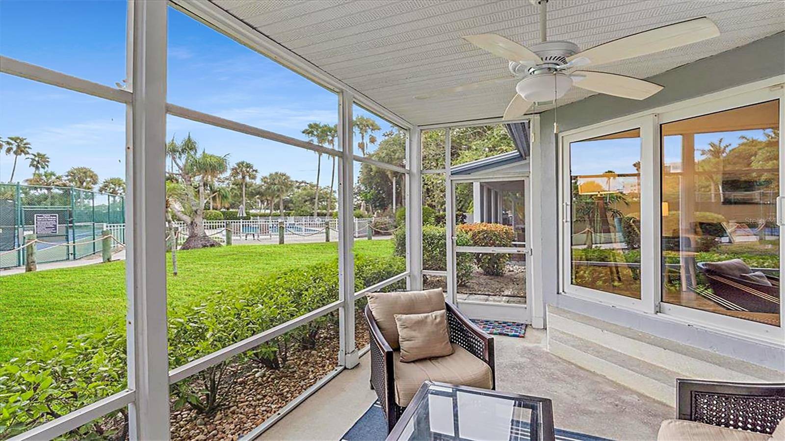 1204 SIESTA BAYSIDE DR #1204-D, Sarasota, FL 34242