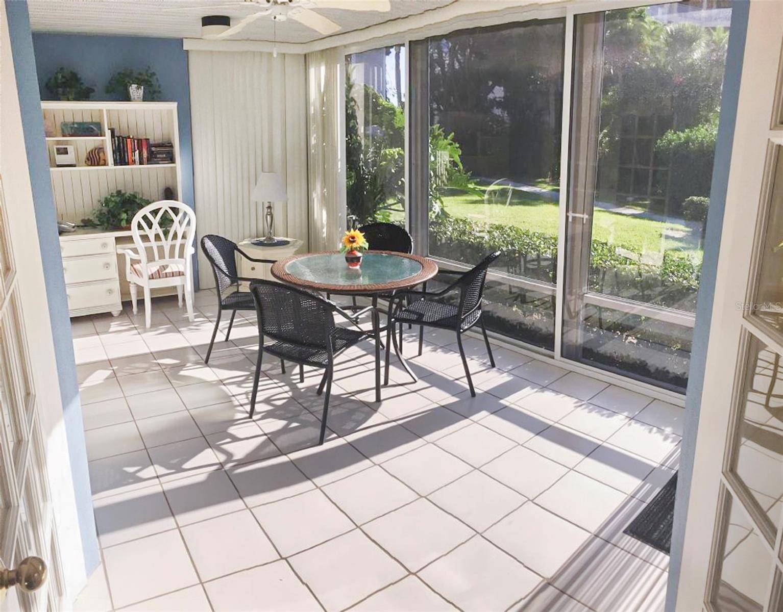 1344 SIESTA BAYSIDE DR #1344-D, Sarasota, FL 34242