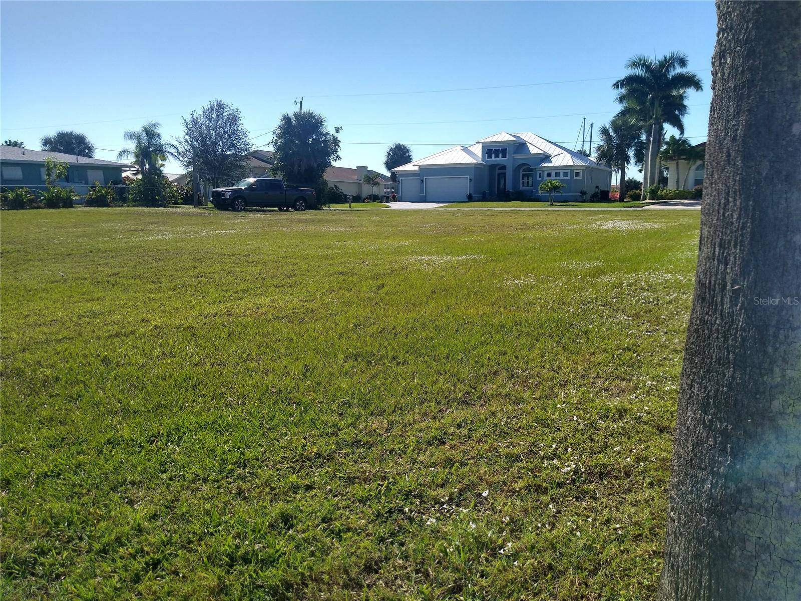 116 COLONIAL ST SE, Port Charlotte, FL 33952