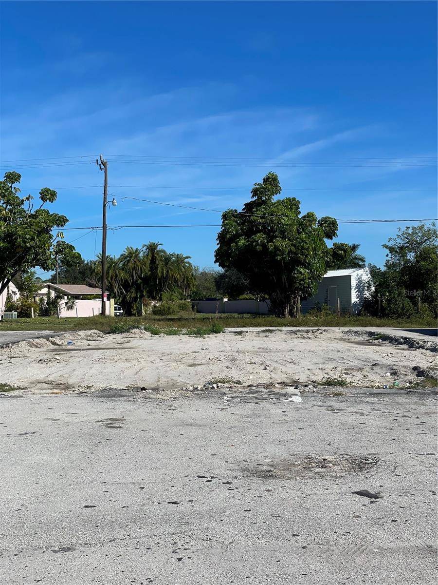 3782 TAMIAMI TRL #B, Port Charlotte, FL 33952