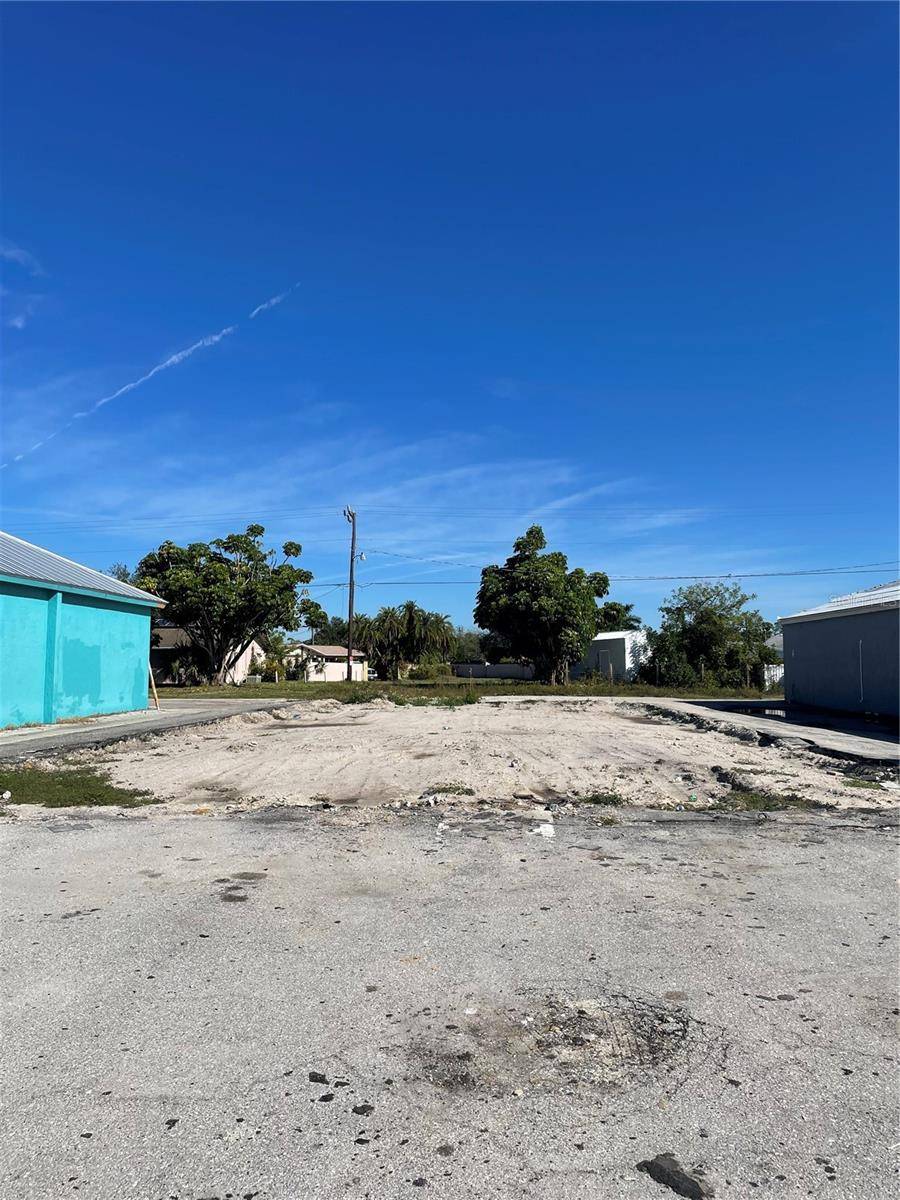 3782 TAMIAMI TRL #B, Port Charlotte, FL 33952