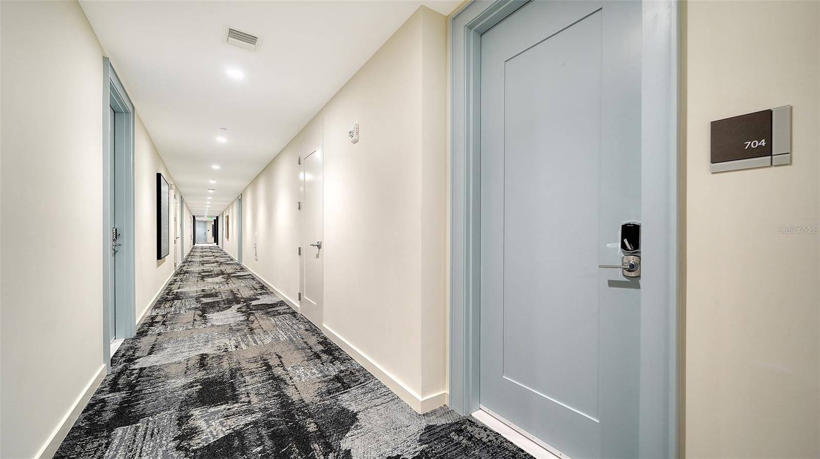 301 QUAY COMMONS DR #704, Sarasota, FL 34236