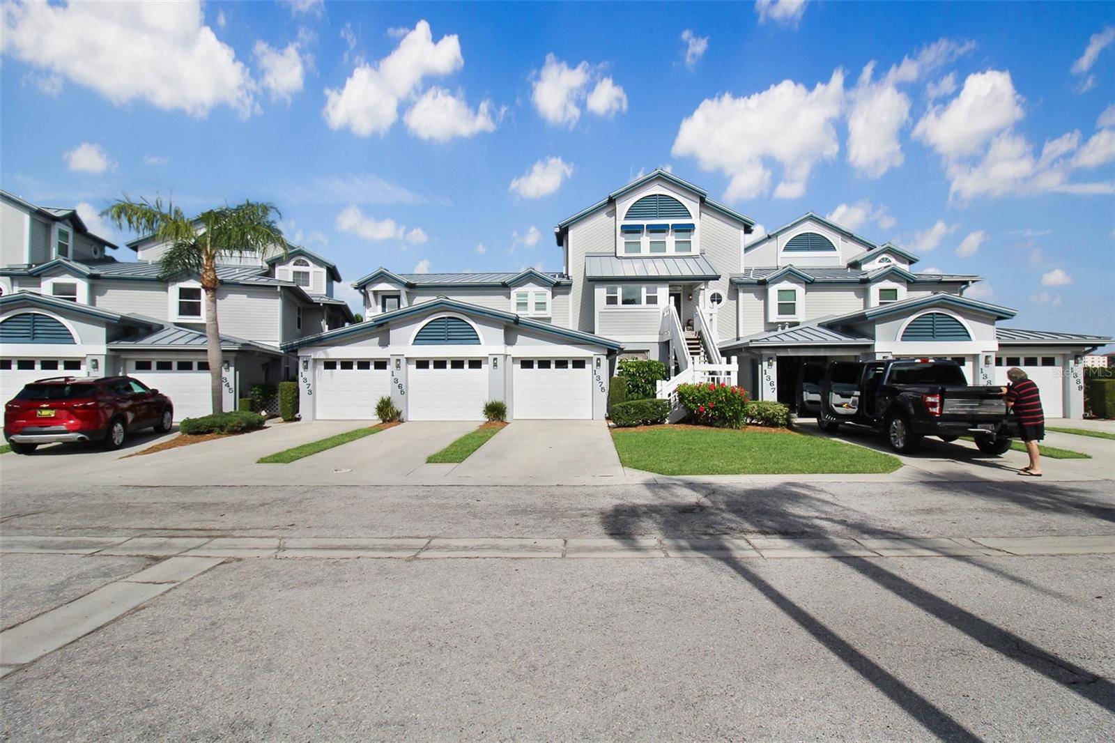 1389 SIESTA BAYSIDE DR #1389-F, Sarasota, FL 34242