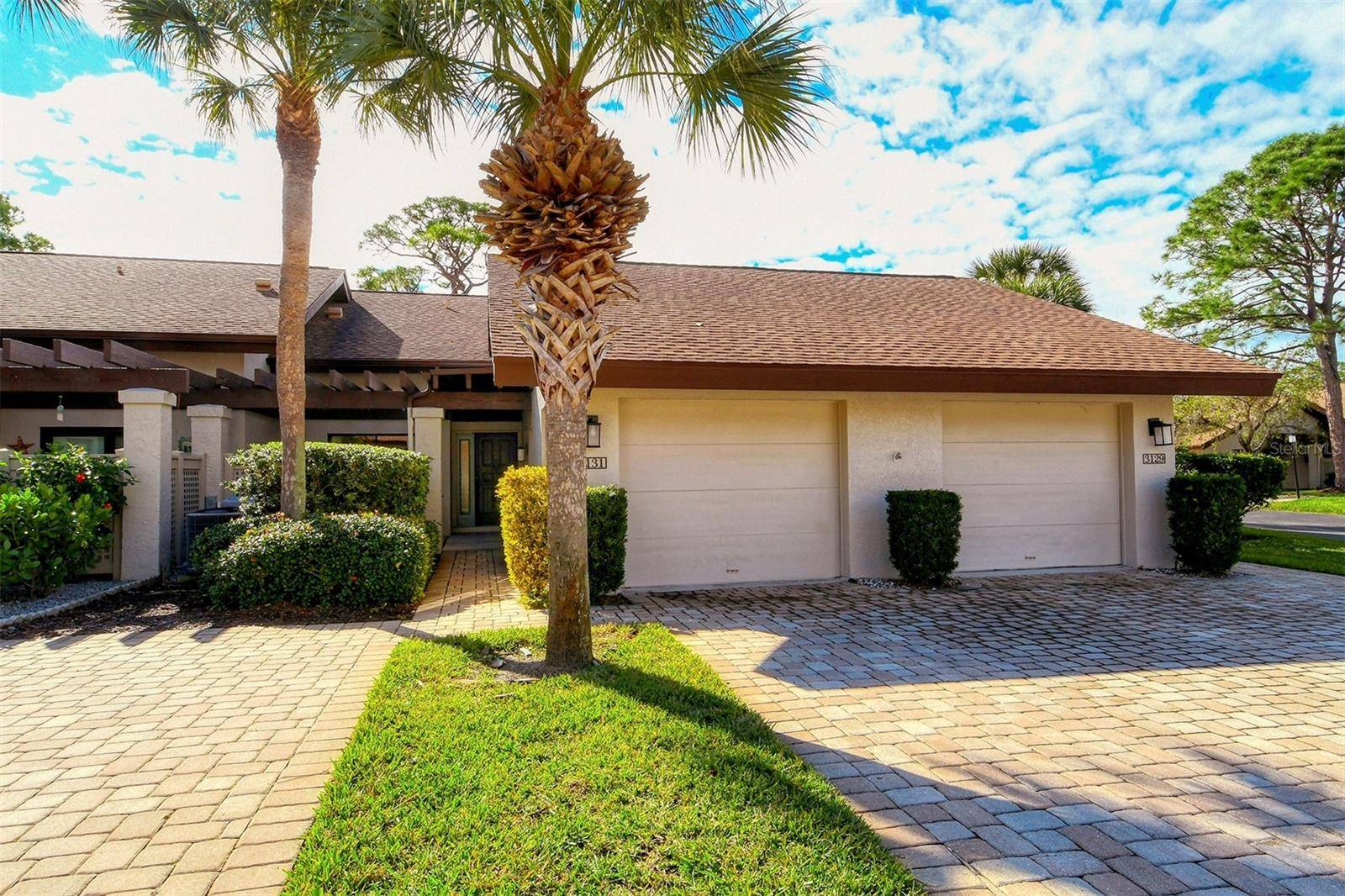3131 WINDRUSH BOURNE #22, Sarasota, FL 34235
