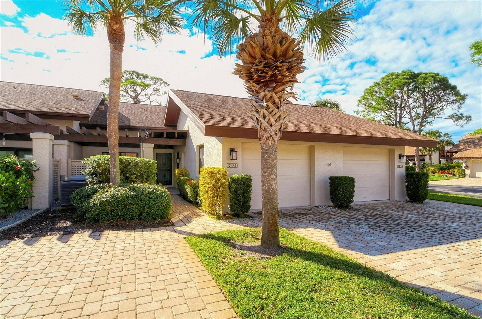 3131 WINDRUSH BOURNE #22, Sarasota, FL 34235