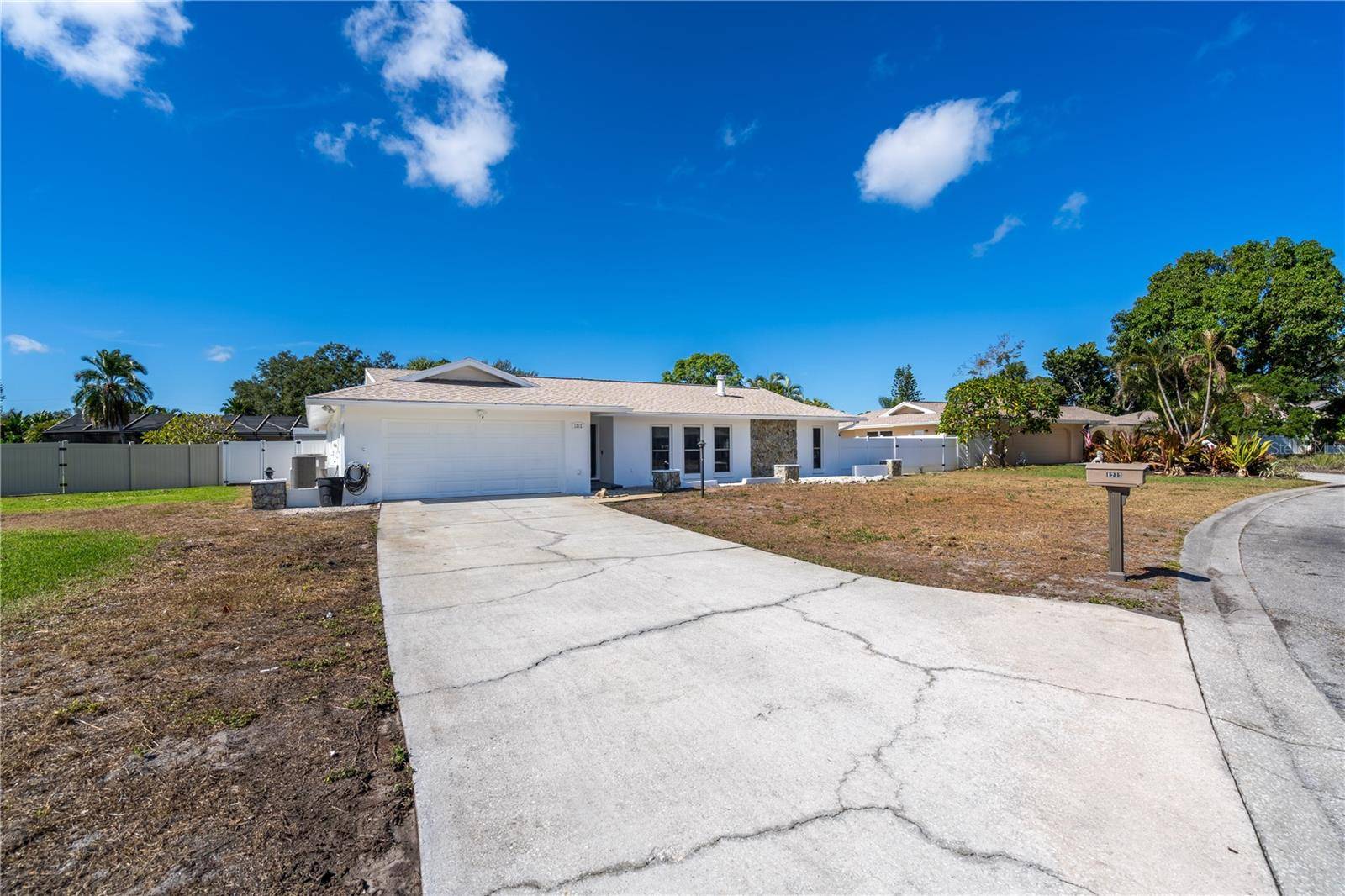 1212 63RD ST NW, Bradenton, FL 34209