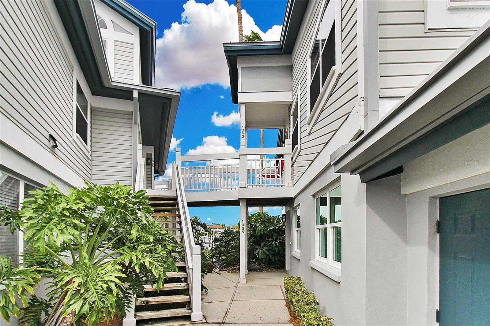 1343 SIESTA BAYSIDE DR #1343-C, Sarasota, FL 34242