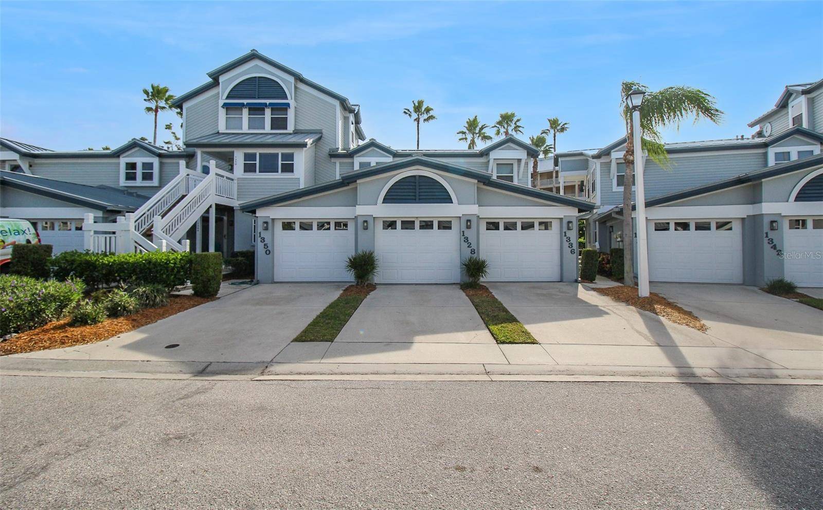 1328 SIESTA BAYSIDE DR #1328-C, Sarasota, FL 34242