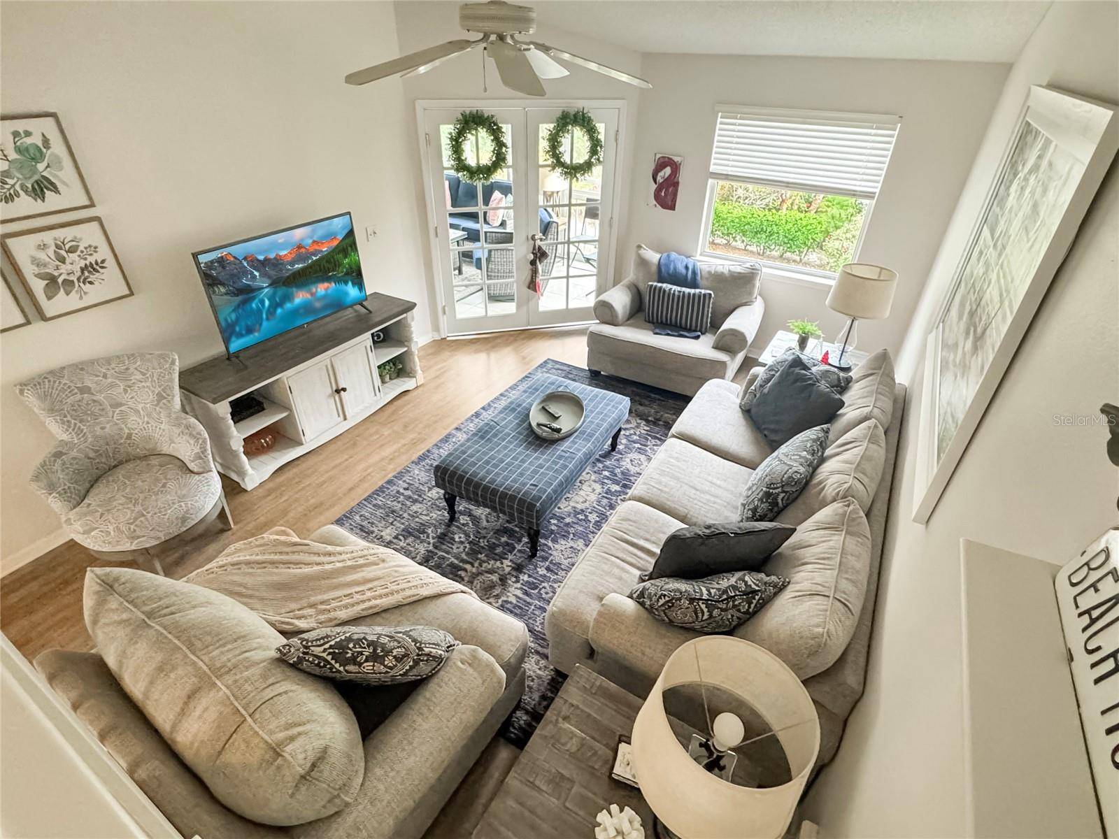 1350 SIESTA BAYSIDE DR #1350-B, Sarasota, FL 34242
