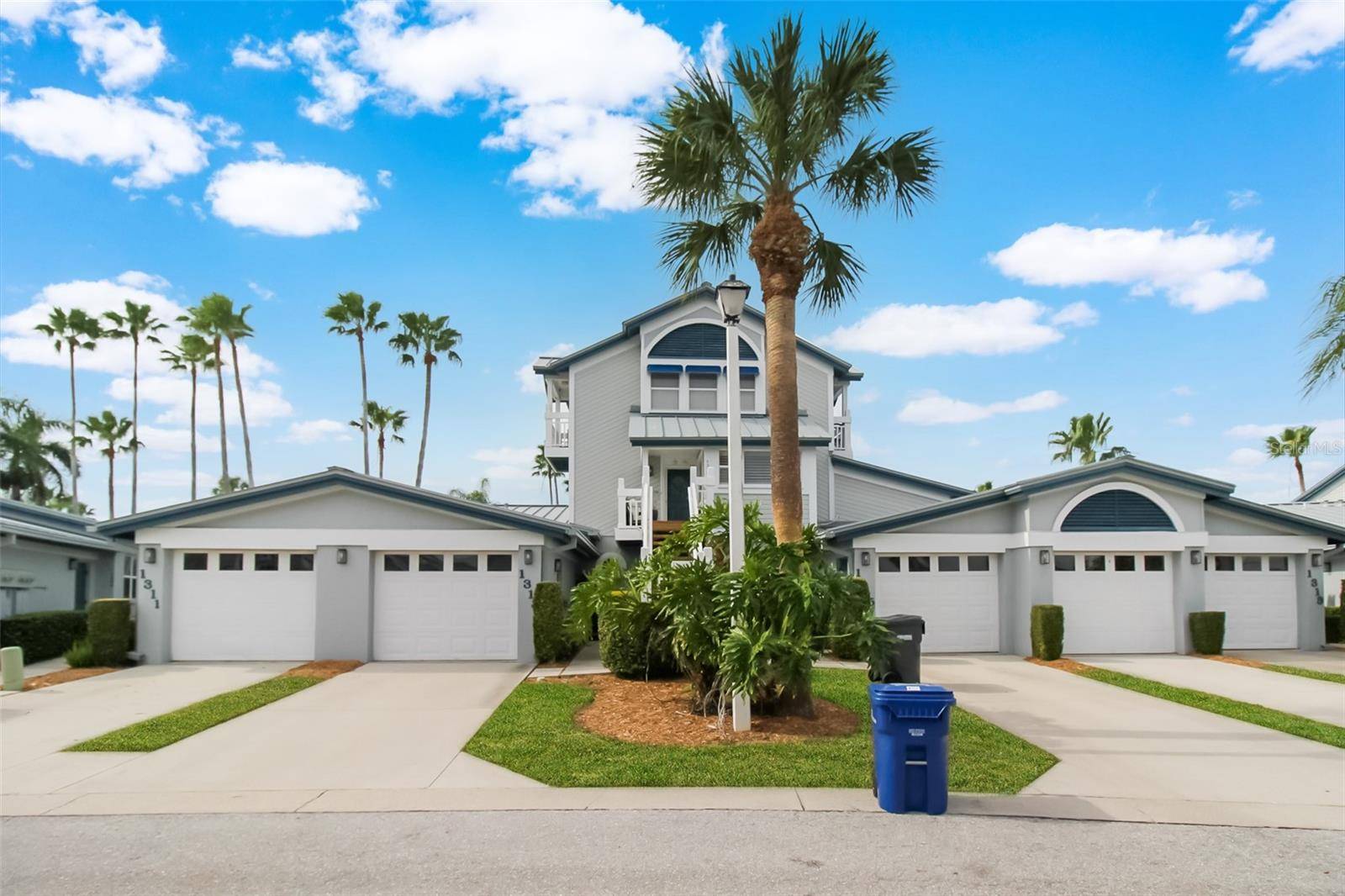 1313 SIESTA BAYSIDE DR #1313-D, Sarasota, FL 34242
