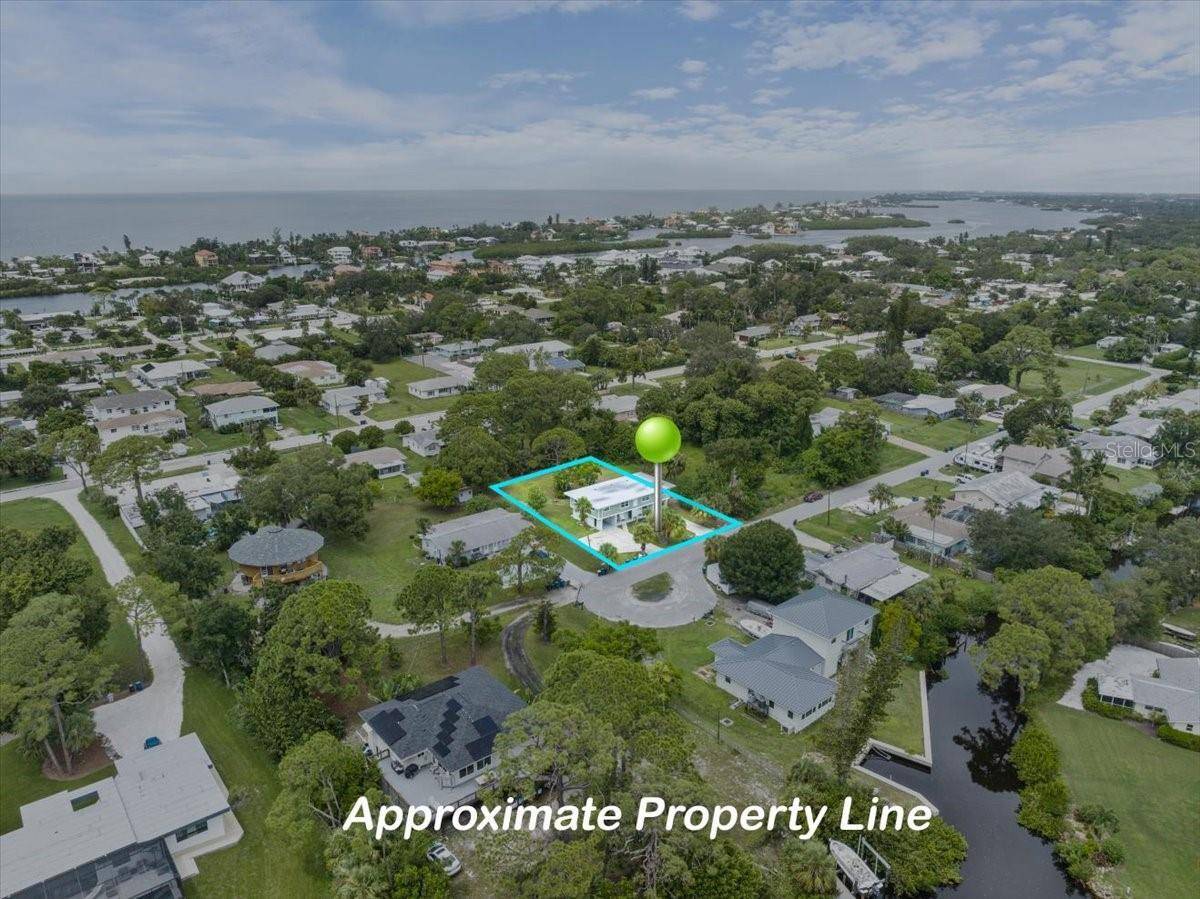 307 WINFIELD WAY, Nokomis, FL 34275