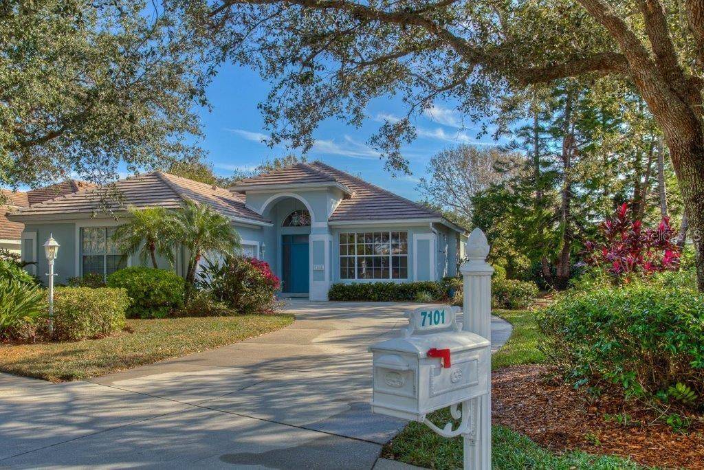 7101 VICTORIA CIR, University Park, FL 34201