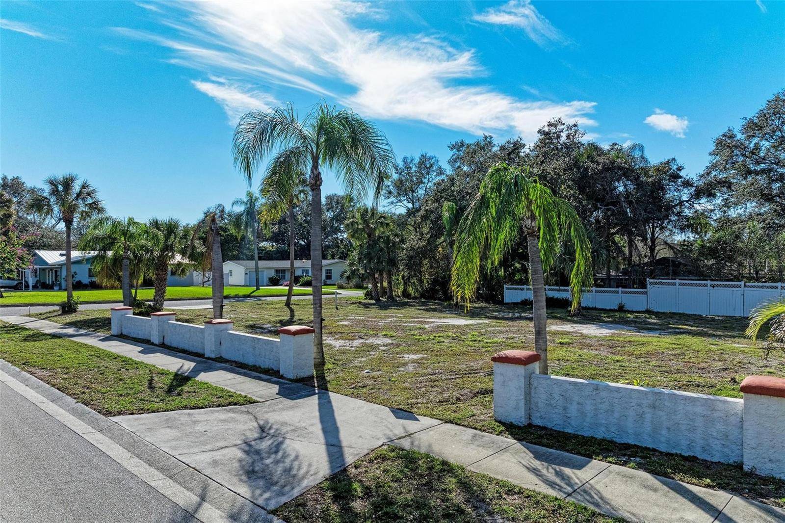 210 77TH ST NW, Bradenton, FL 34209