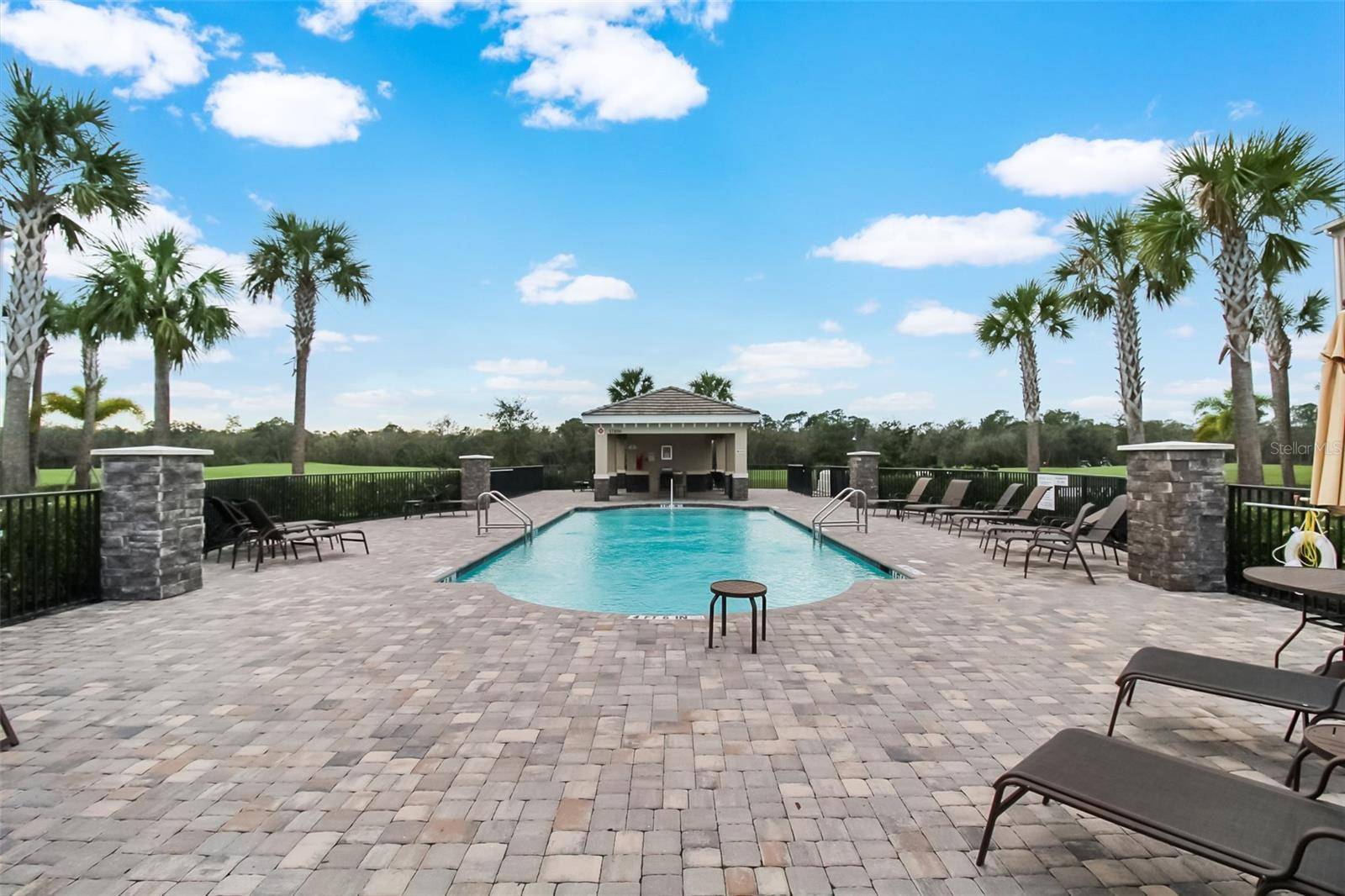 17810 GAWTHROP DR #207, Bradenton, FL 34211