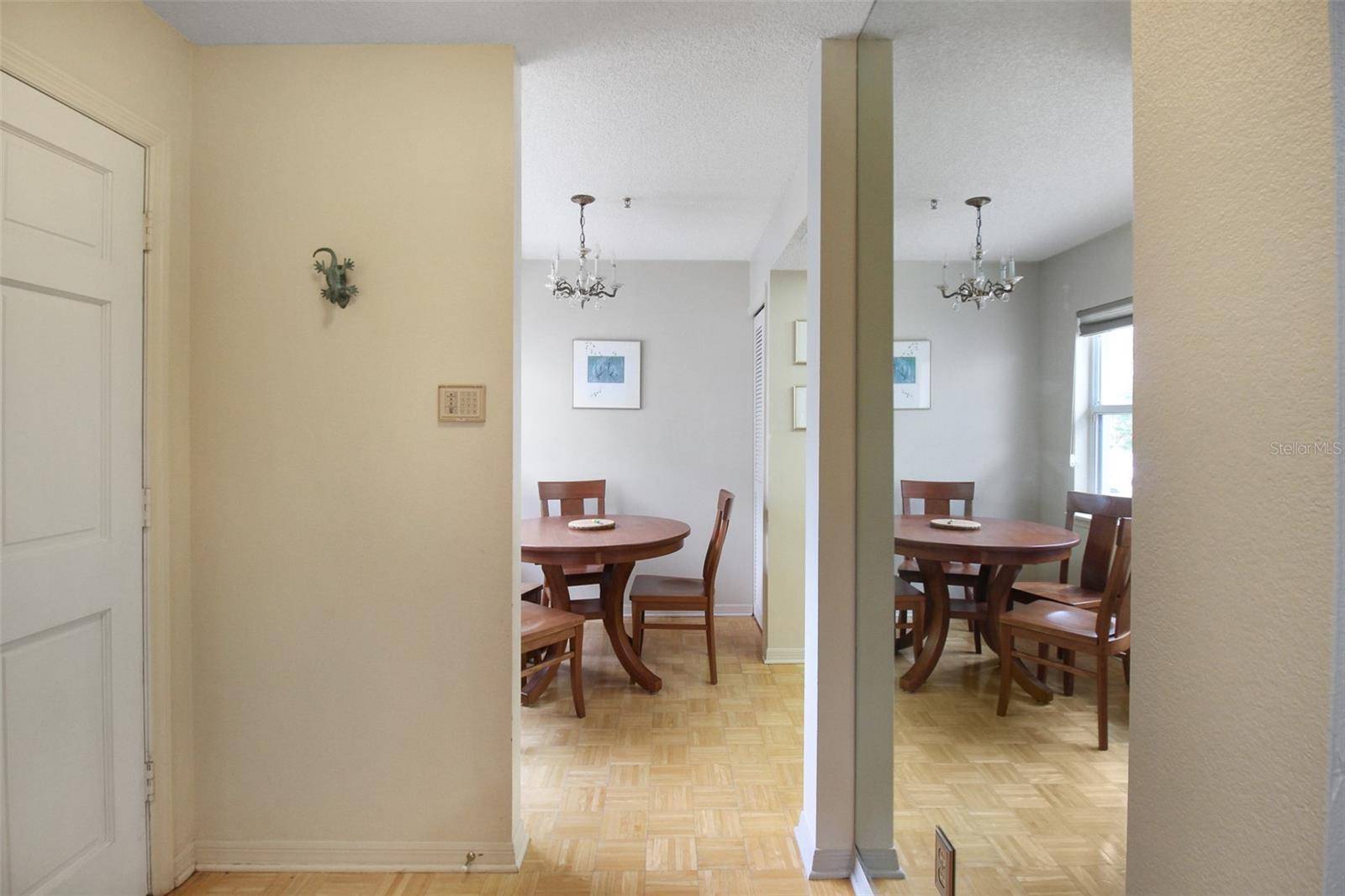 1219 SIESTA BAYSIDE DR #1219-C, Sarasota, FL 34242