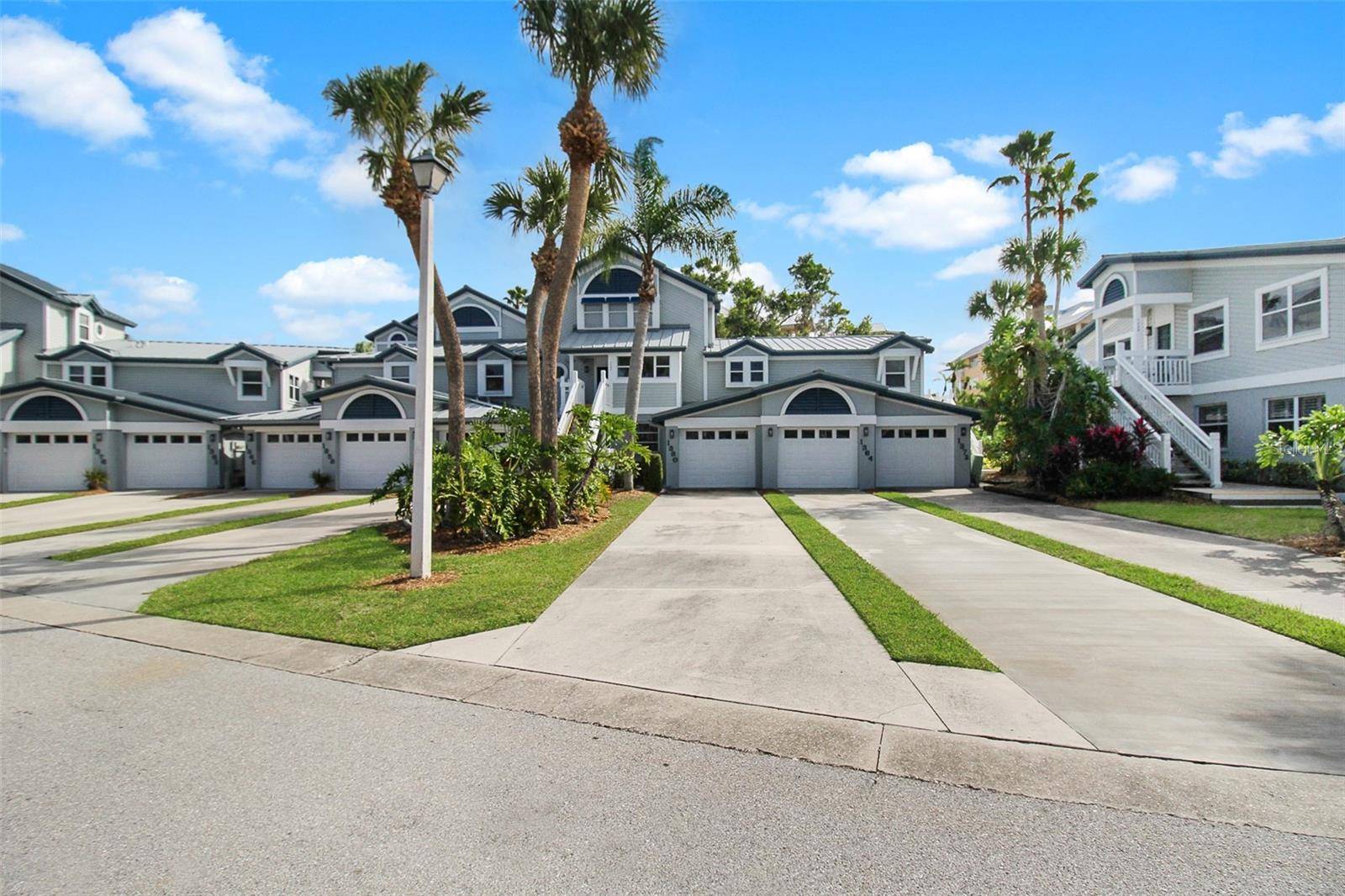 1364 SIESTA BAYSIDE DR #1364-C, Sarasota, FL 34242