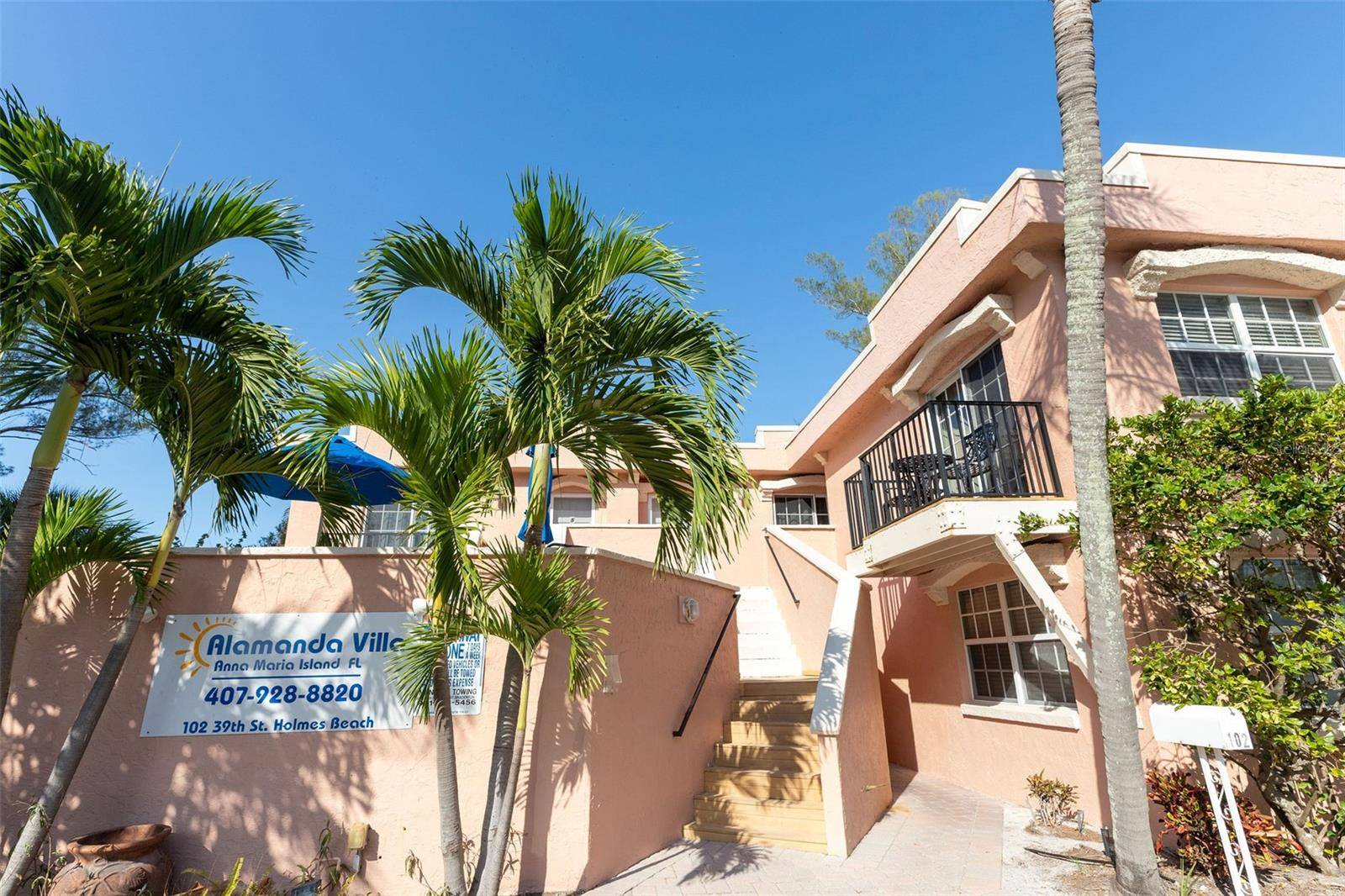 102 39TH ST #2, Holmes Beach, FL 34217