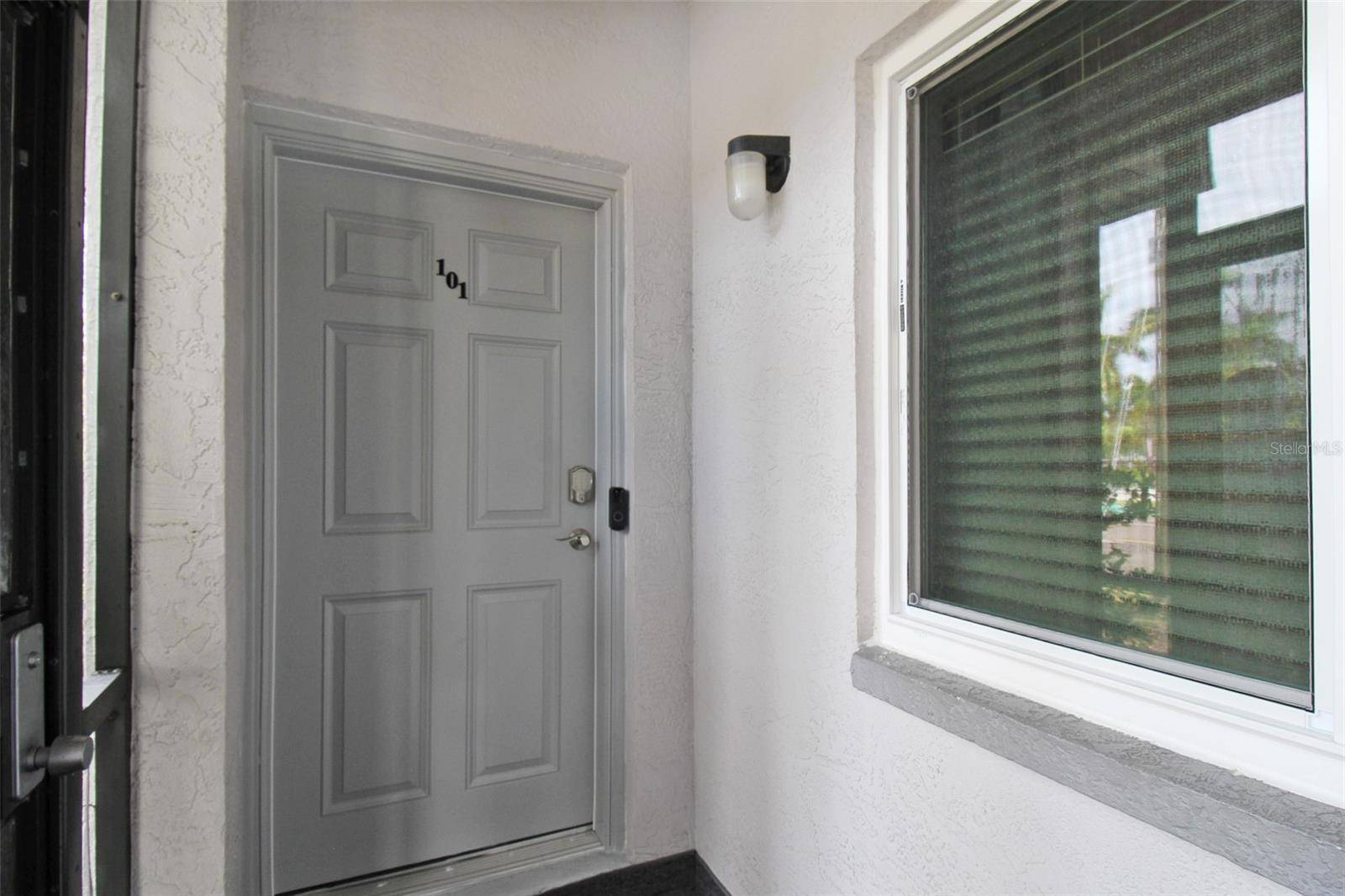 2124 N TAMIAMI TRL #101, Sarasota, FL 34234