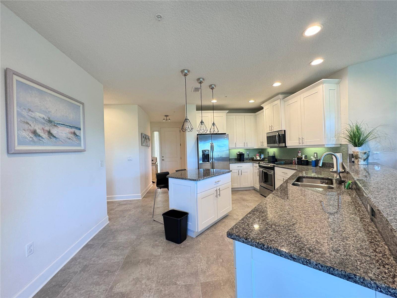 7710 34TH AVE W #202, Bradenton, FL 34209