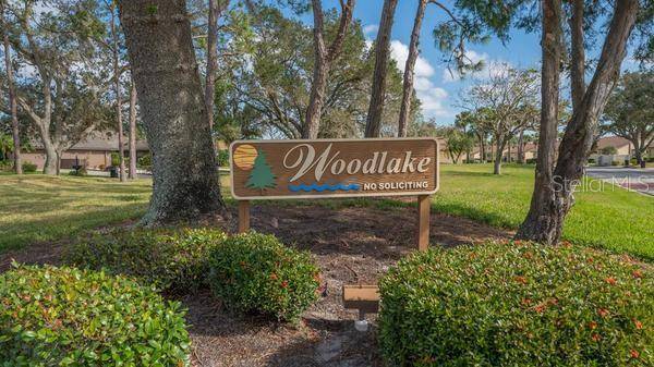 5905 DORAL DR, Sarasota, FL 34243